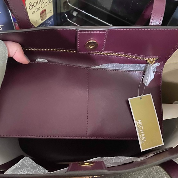 Michael Kors Tote - Picture 4 of 6